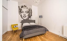 Apartament MARILYN w Kamienicy Wicherkiewiczów